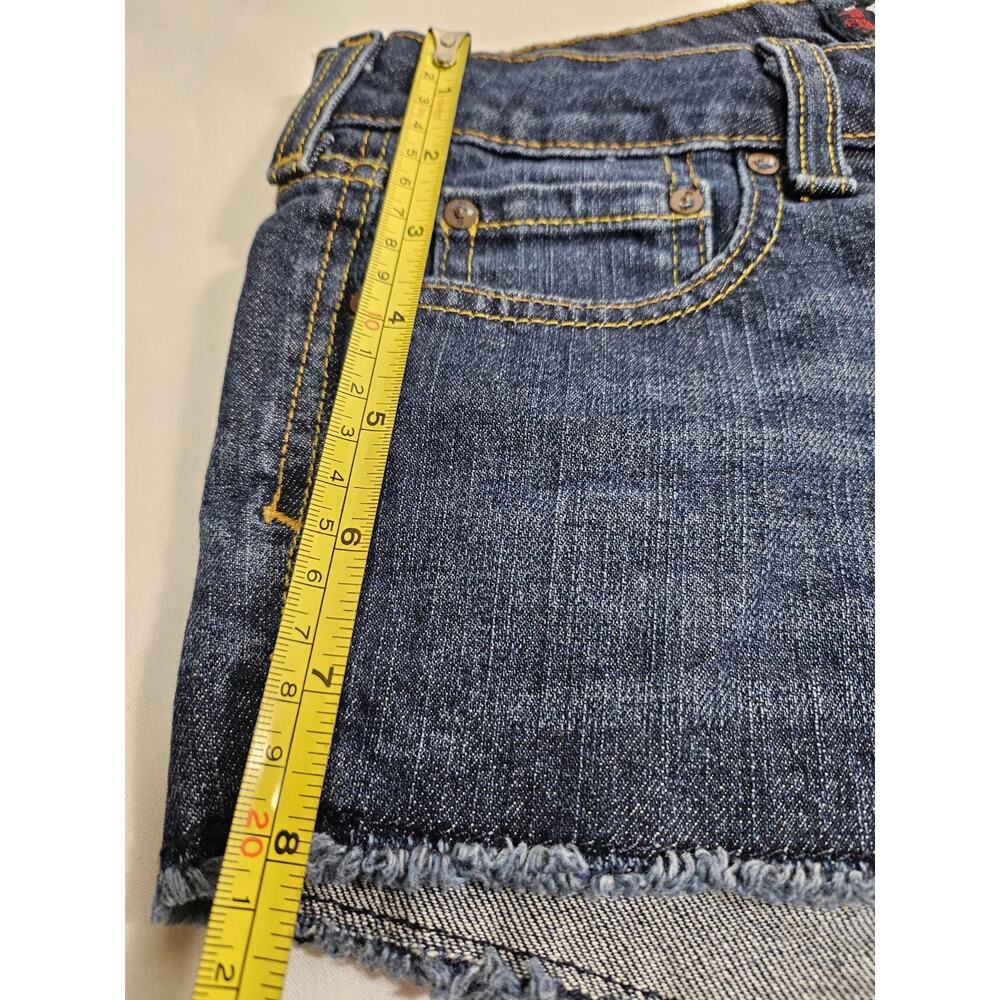 Ecko UNLTD Women's Shorts Size 3/4 Blue Dark Wash Denim Jean Pockets Raw Hem - Picture 10 of 13